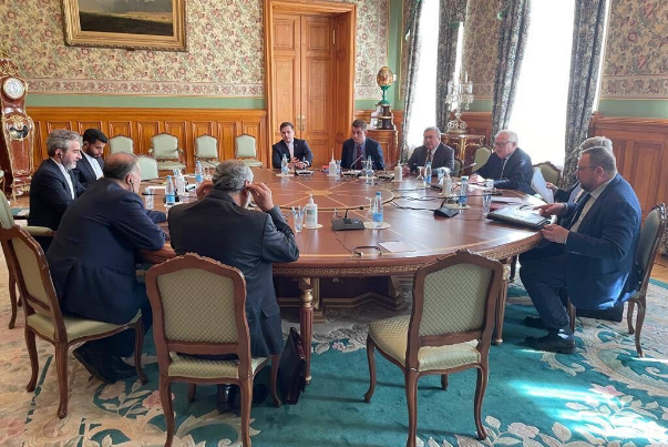 Замглавы МИД Ирана провел встречу с Рябковым в Москв