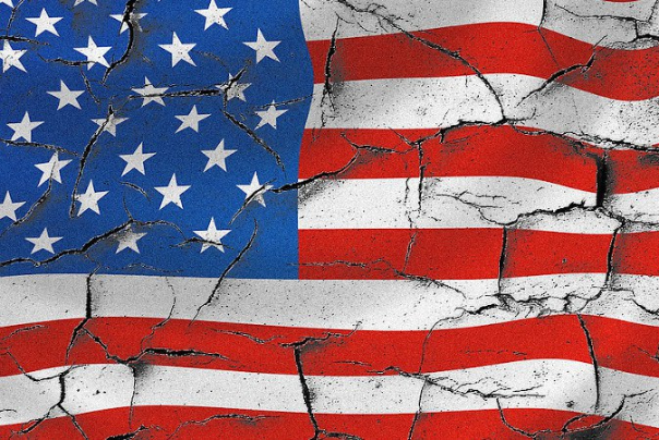 پر رنگ‌تر شدن خطوط پایان یک جانبه‌گرایی آمریکا