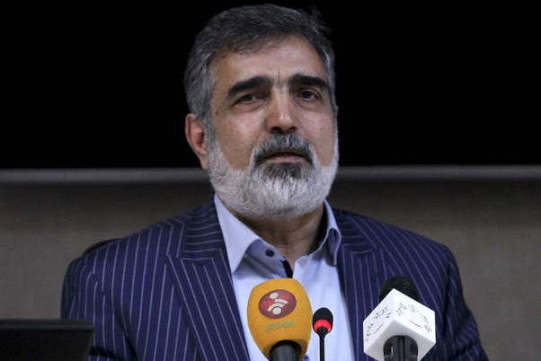 Иран сообщил о запуски и закачке газа в сотни центрифуг