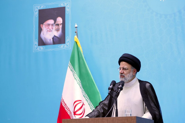 ‌رئیس‌جمهور: ما از صمیم قلب متشکر از شما کادر درمان هستیم