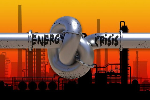 быть, никогда еще «Стояние» не могло считаться ключом к победе в такой степени!