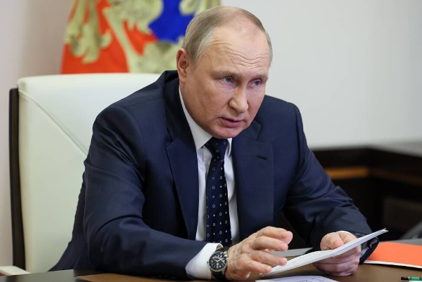 Путин: Иран играет важную роль в Евразийском регионе и в мире