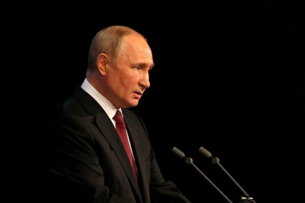 Жителей Херсона необходимо переместить из зоны боевых действий – Путин Подробнее: