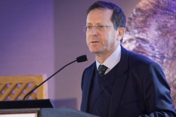 رئیس رژیم صهیونیستی: در آستانه جنگ داخلی هستیم