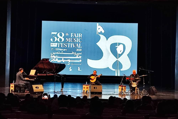 چهارمین شب موسیقی فجر/ اجرای پرتغالی‌ها روی صحنه رفت