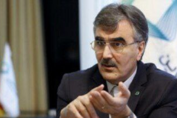 ورود به بازار غیر رسمی ارز معادل پول‌شویی است