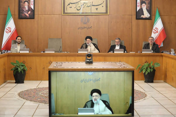 آیین‌نامه مربوط به تسهیلات نامتعارف کارکنان بانک‌ها اصلاح شود