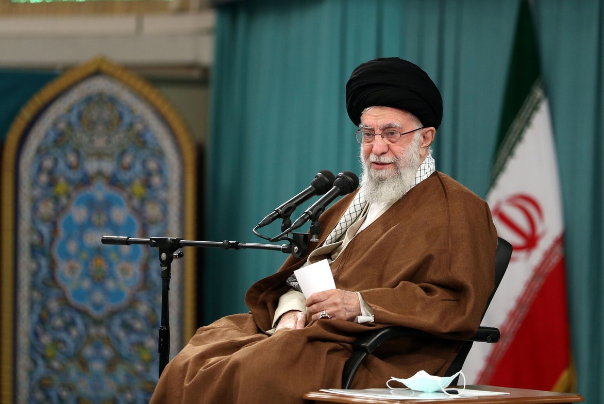 باید با شیوه‌های خلاقانه و جذاب، یاد و مجاهدت شهدا به نسل جوان منتقل شود