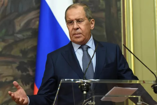 Лавров заявил, что США управляют войной на Украине