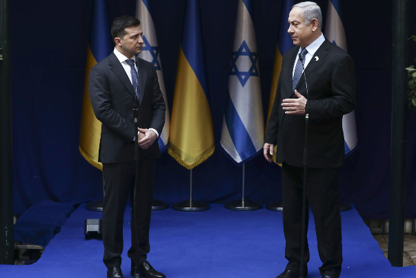 واشنگتن‌پست: قمار زلسنکی درحمایت از اسرائیل؟ اوکراین گمشده در طوفان الاقصی مانده و سردگردان؟!