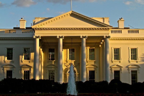 احتمال صدور معافیت تحریمی برای آزادسازی پول‌های بلوکه شده ایران در عراق