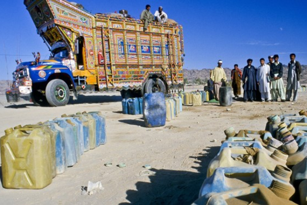 سود 200 هزار میلیاردی قاچاق سوخت