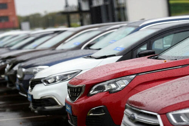 فرمان افزایش قیمت خودرو دست کیست؟