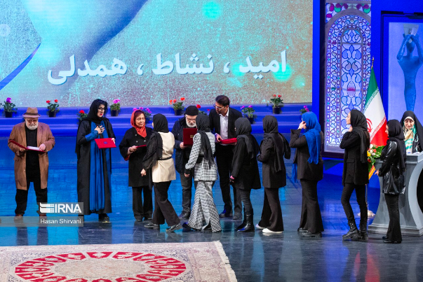 شبی خاطره‌انگیز که تئاتری‌ها در «وحدت» رقم زدند