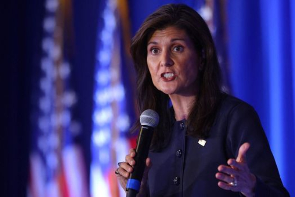 رقابت ترامپ و هیلی بالا گرفت/ نیکی هیلی: من جایی نمی‌روم