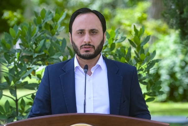 رئیس‌جمهور عازم بازدید از شرایط سیل زدگان سیستان و بلوچستان شد.