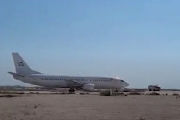 لحظه آتش‌ گرفتن‌موتور هواپیمای پرواز کیش- مشهد +ویدئو