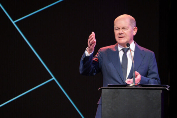 Канцлер Германии призвал к прекращению огня в Газе во время Рамадана