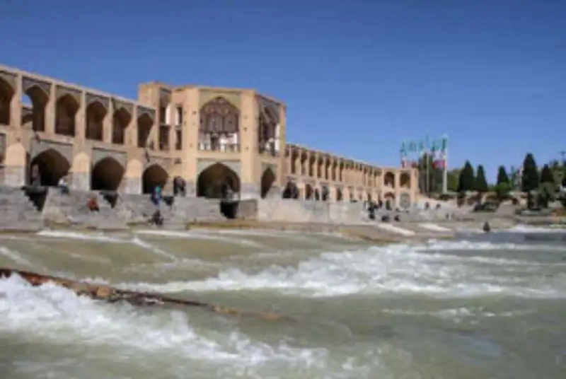 زاینده‌رود فردا بازگشایی می‌شود