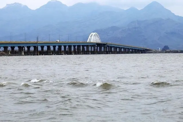 تراز دریاچه ارومیه از مرز 1270 متر بالاتر رفت