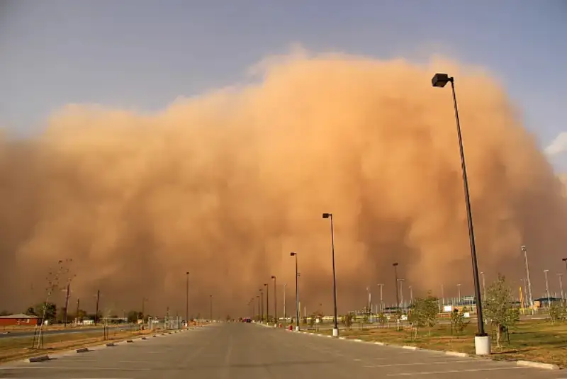 طوفان شن در سبزوار حادثه آفرید/ فیلم