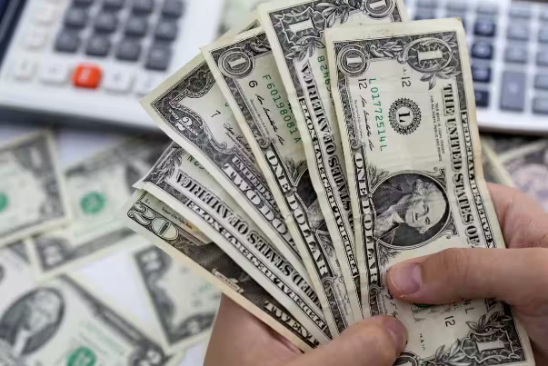 ارز ویژه سفر حج از  فردا عرضه می‌شود/500 دلار برای هر زائر