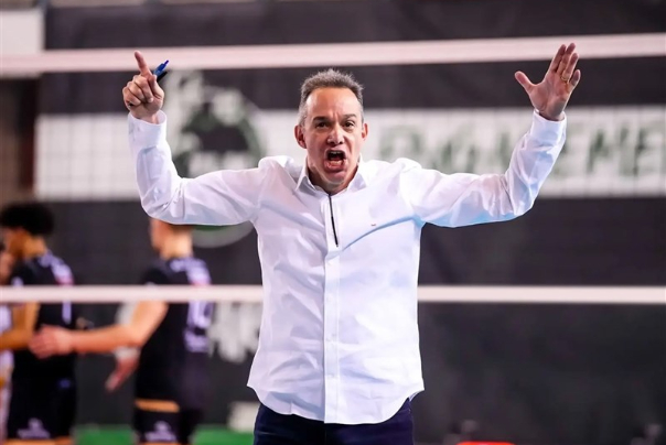 پائز: بازیکنان باید برای طرفداران بجنگند