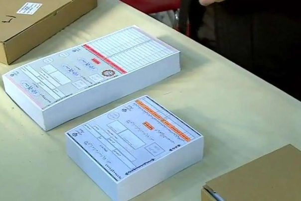 ارسال تعرفه‌های انتخابات به سراسر کشور+ فیلم