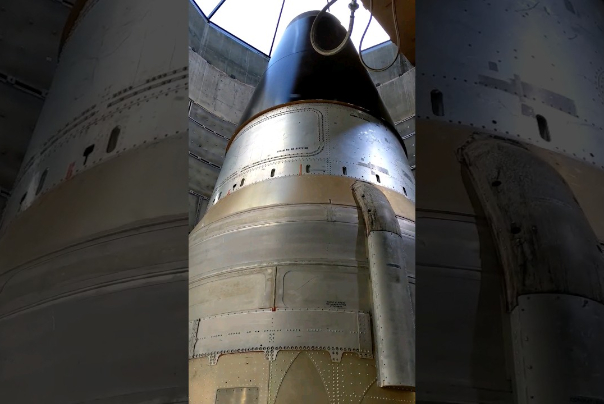 انتقاد روسیه از برنامه‌های پاریس برای افزایش کلاهک‌های هسته‌ای