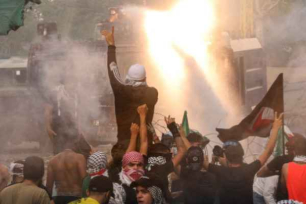 Канада выводит своих граждан из Ливана