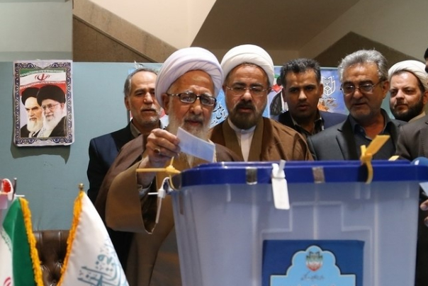 آیت‌الله جوادی آملی: برای حفظ وحدت در انتخابات شرکت کنیم