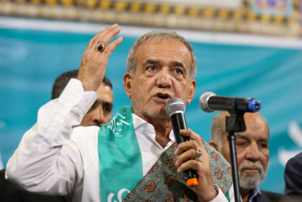 پزشکیان: پیگیر مشکل کولبران، بازنشستگان، کارمندان و کارگران خواهم بود