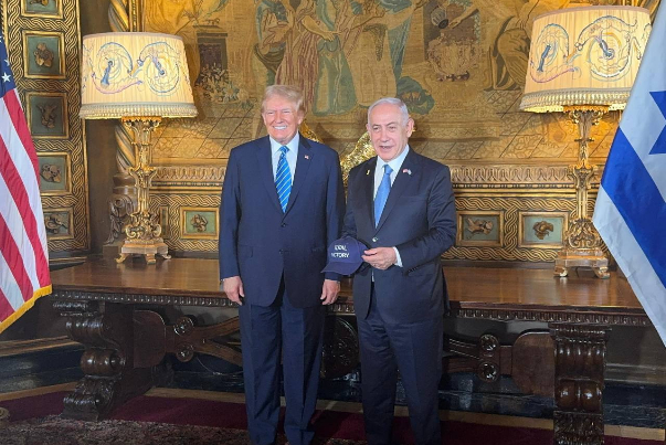 特朗普在佛罗里达州欢迎内塔尼亚胡