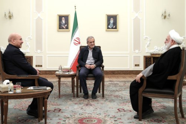 اولین جلسه مشترک سران قوا به میزبانی مسعود پزشکیان