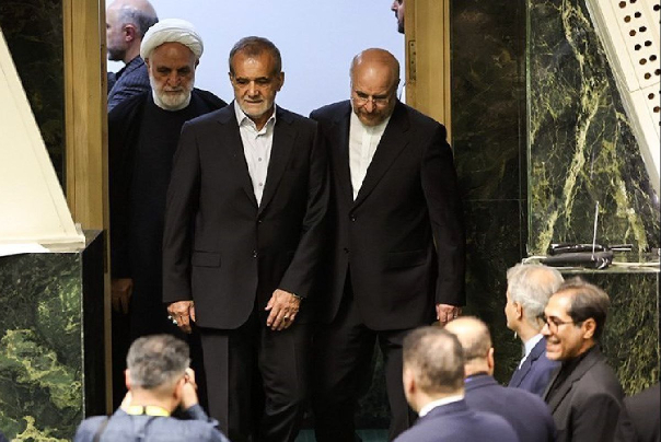 部长们被介绍给议会