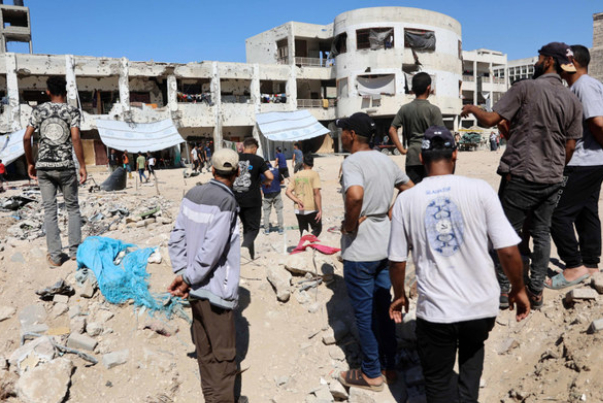 加沙另一所学校的血腥爆炸