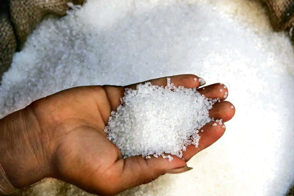 کمبودی در بازار شکر نداریم