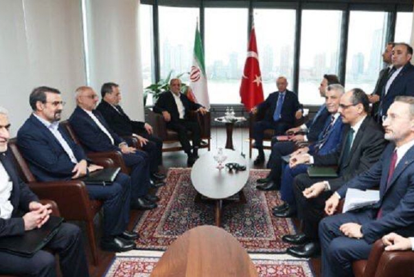 Президент Ирана: лучшее будущее исламских стран зависит от успешных усилий по созданию единства.