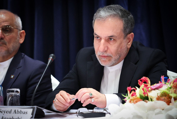 عراقچی: به هر طرف ثالثی که به حمایت از  اسرائیل علیه ایران اقدام کند، پاسخ سختی می‌دهیم