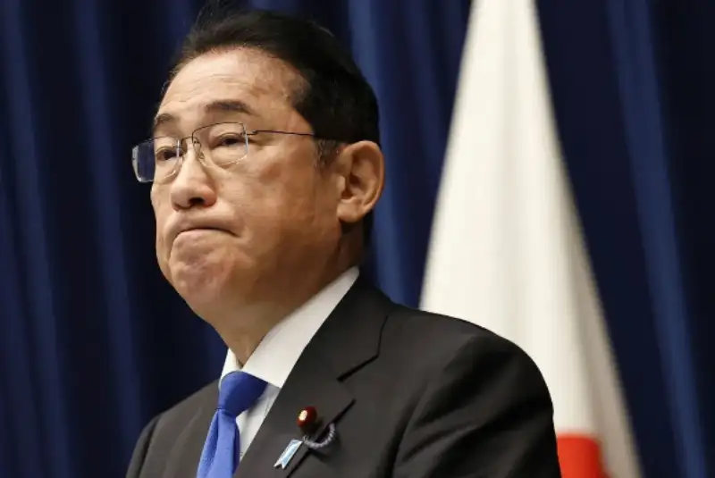 نخست وزیر ژاپن استعفا کرد