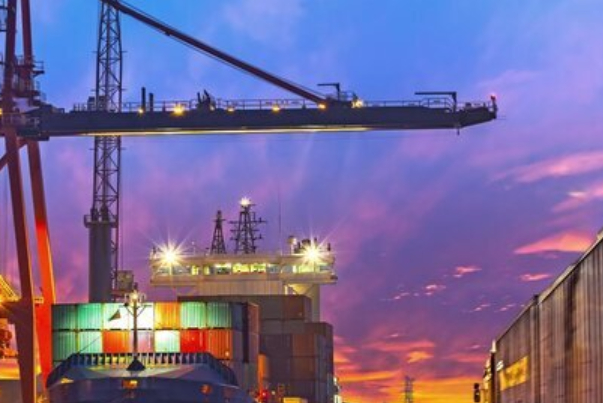 Director General: Iran to transit 11 mln tons of goods via road by Yearend