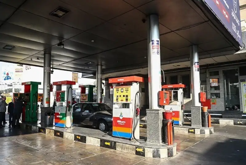 قیمت بنزین در 1404 افزایش نمی‌یابد