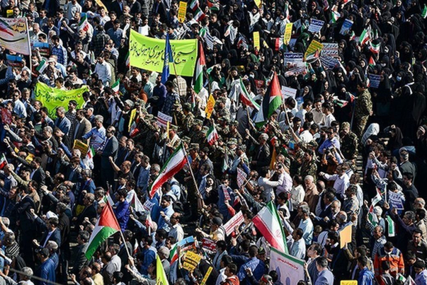 زنگ استکبارستیزی در مدارس نواخته شد/کاظمی: بزرگترین جنایت، آغاز جنگ تحمیلی بود+ فیلم