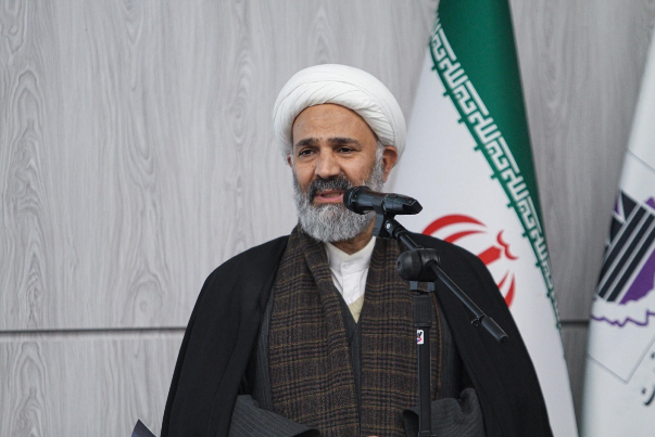 بانک‌ها برای پرداخت تسهیلات مقاومت می‌کنند/ ضرورت افزایش حقوق متناسب با تورم