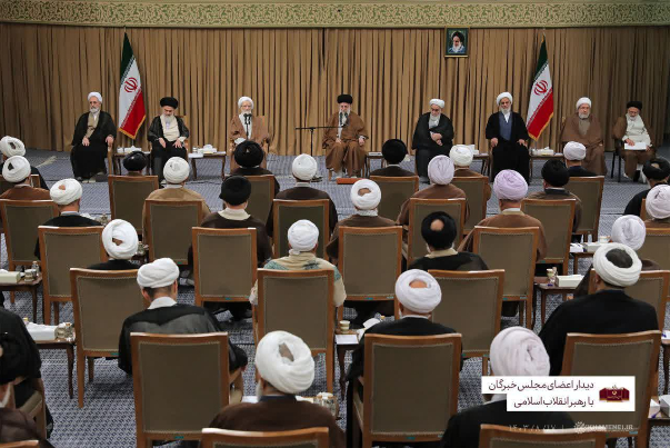 شهادت رهبر آزمون سخت مردم خواص و خبرگان