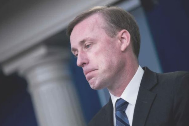 Салливан: Байден хочет убедить Трампа продолжить помощь Украине