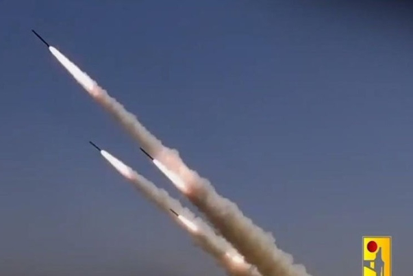 突发：以色列遭上百枚火箭弹袭击