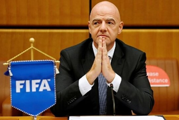 حقوق رئیس فیفا چقدر است؟