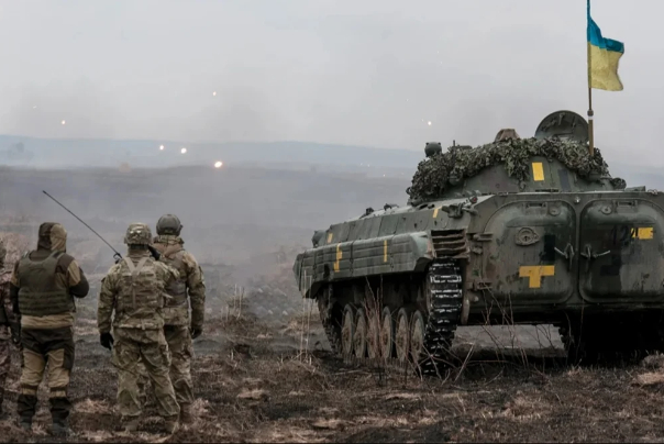 יועץ טראמפ: האבדות האנושיות של הכוחות האוקראינים במלחמה עולים על האבדות של אמריקה בקוריאה ובווייטנאם