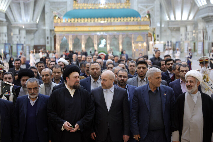 تجدید میثاق رئیس و نمایندگان مجلس با آرمان‌های امام (ره)